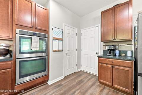 567 Worcester Court, Jacksonville FL - photo 18 of 44