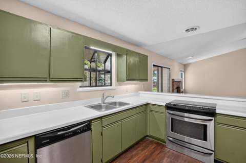 831 Wicklow Court, Orange Park FL - photo 15 of 42