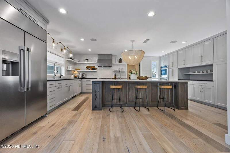 6 bedroom Single Family Residence at 3235 Old Barn Road, Sawgrass Country Club, Ponte Vedra Beach — photo 3