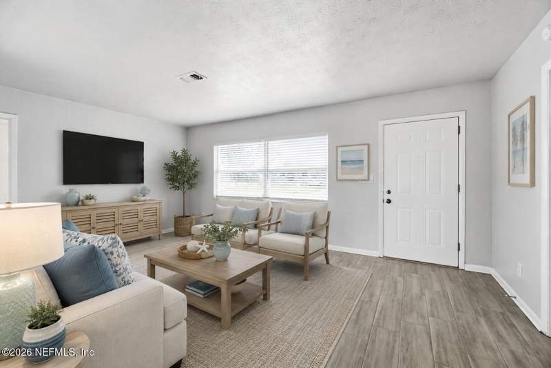 4 bedroom Single Family Residence at 7841 Austin Road, Oak Hill Terrace, Jacksonville — photo 3