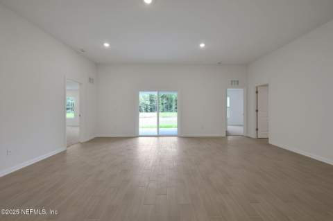 5266 Conference Drive, Jacksonville FL - photo 19 of 38