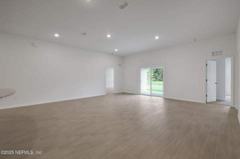 5266 Conference Drive, Jacksonville FL - photo 23 of 38