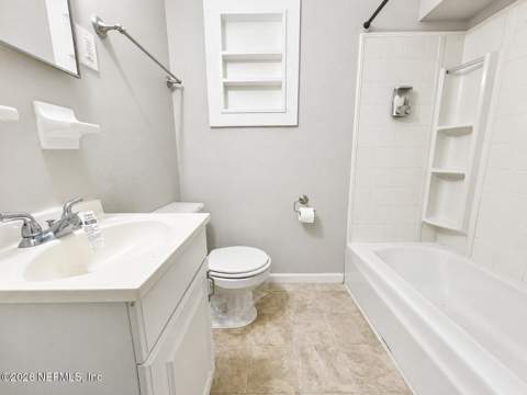 139 Venus Lane, Orange Park FL - photo 8 of 38
