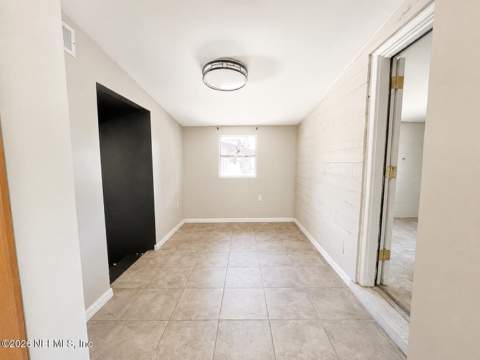 139 Venus Lane, Orange Park FL - photo 9 of 38