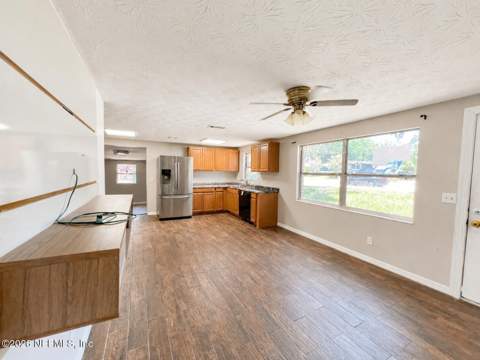 139 Venus Lane, Orange Park FL - photo 10 of 38
