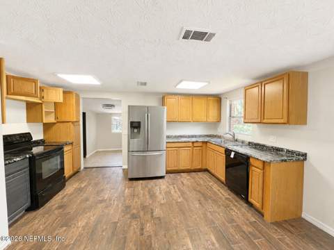 139 Venus Lane, Orange Park FL - photo 11 of 38