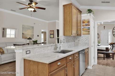 9114 Honeybee Lane, Jacksonville FL - photo 16 of 47
