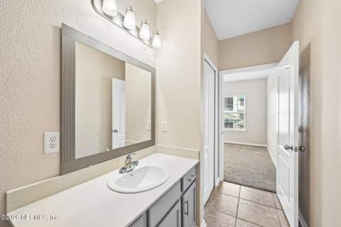 4990 Key Lime Drive #205, Jacksonville FL - photo 18 of 35