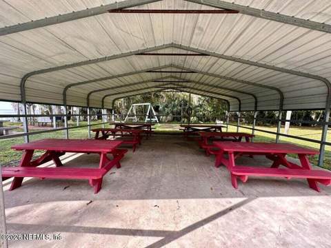 318 Lakeshore Drive, Georgetown FL - photo 9 of 41