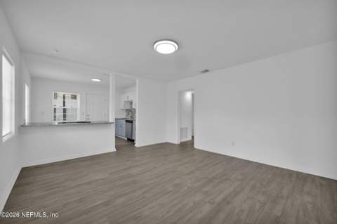2816 Dellmont Avenue, Jacksonville FL - photo 14 of 31