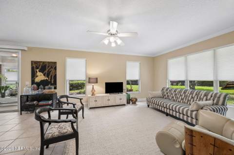 4570 Middleton Park Circle, Jacksonville FL - photo 11 of 52