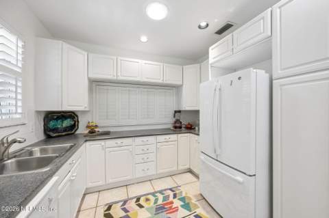 4570 Middleton Park Circle, Jacksonville FL - photo 6 of 52