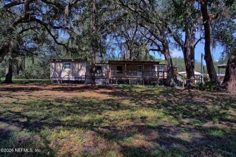 203 Pond Circle, Interlachen FL - photo 21 of 29
