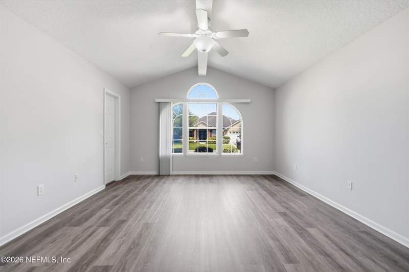 3 bedroom Single Family Residence at 1034 Drakefeather Drive, Oakleaf Plantation, Orange Park — photo 4