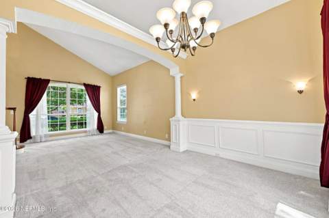 11728 Dartmoor Court, Jacksonville FL - photo 16 of 88