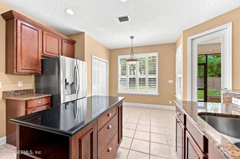 11728 Dartmoor Court, Jacksonville FL - photo 20 of 88