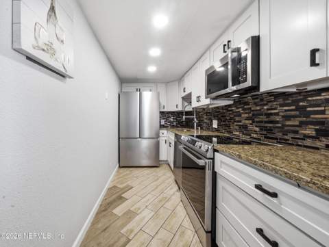 1601 Ocean Drive #907, Jacksonville Beach FL - photo 13 of 44