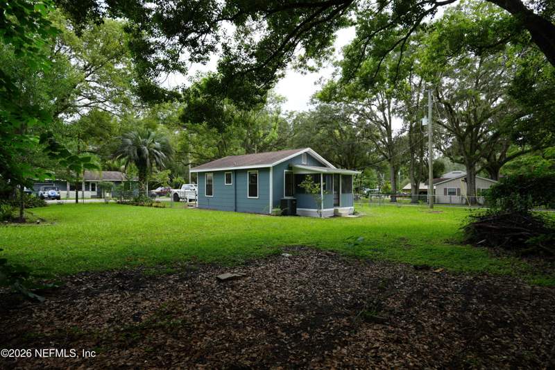 2 bedroom Single Family Residence at 1622 Elsie Street, Oak Heights, Green Cove Springs — photo 3