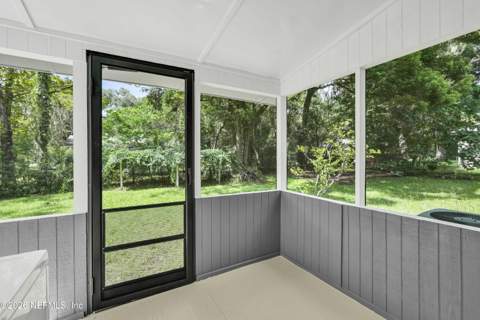 1622 Elsie Street, Green Cove Springs FL - photo 6 of 17