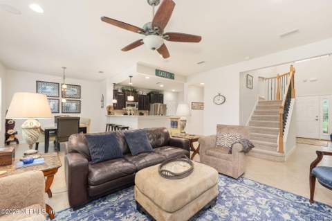 3761 Casitas Drive, Jacksonville FL - photo 9 of 41
