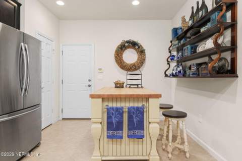 3761 Casitas Drive, Jacksonville FL - photo 14 of 41