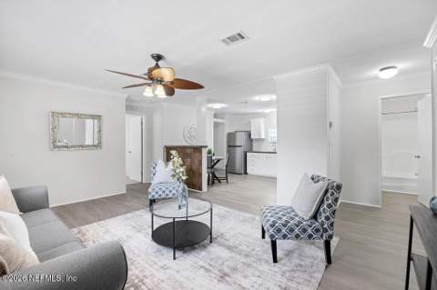 4909 Bamboo Street, Middleburg FL - photo 10 of 36