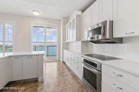 1431 Riverplace Boulevard #1707, Jacksonville FL - photo 20 of 110