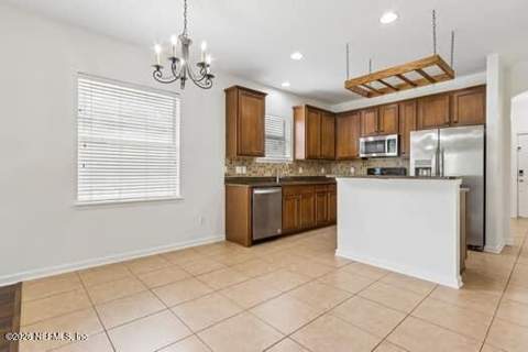 11779 Alexandra Drive, Jacksonville FL - photo 17 of 63