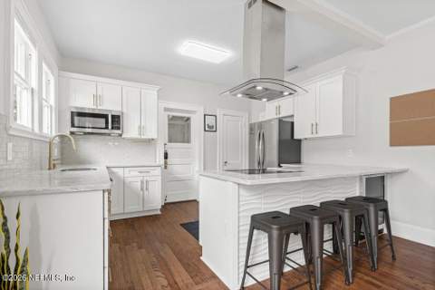 945 Wolfe Street, Jacksonville FL - photo 8 of 23