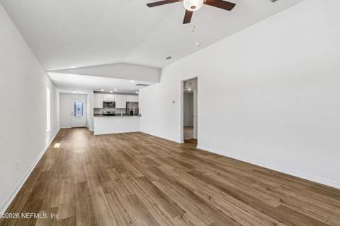 7680 Recon Drive, Jacksonville FL - photo 8 of 37