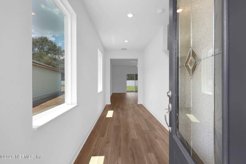4 bedroom Single Family Residence at 7708 Recon Drive, **verifying Subd**, Jacksonville — photo 4