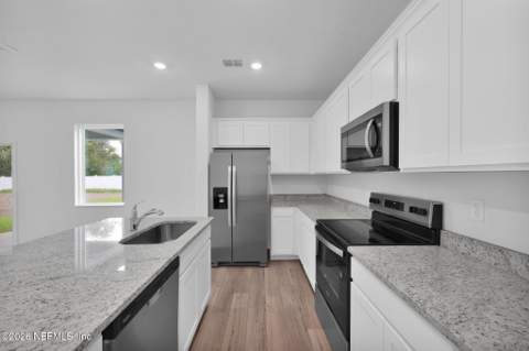 7708 Recon Drive, Jacksonville FL - photo 18 of 42