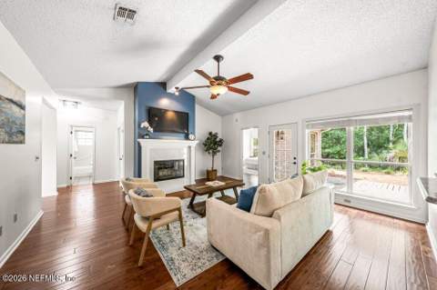 2388 Covington Creek Drive, Jacksonville FL - photo 13 of 43