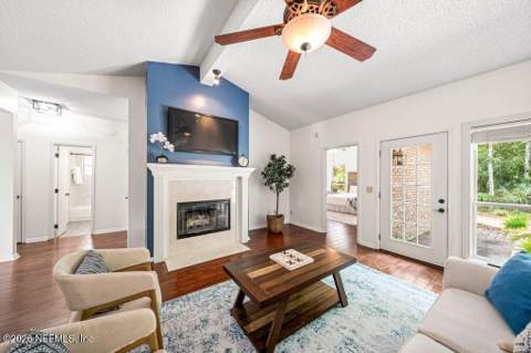 2388 Covington Creek Drive, Jacksonville FL - photo 12 of 43
