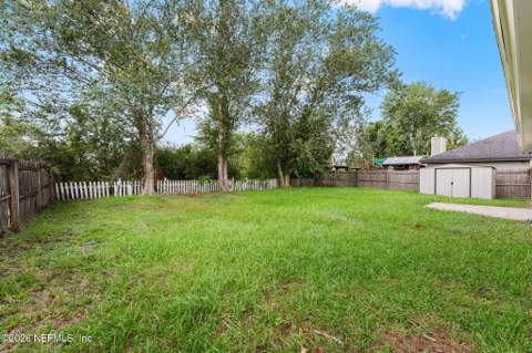 6952 Huntington Woods Circle, Jacksonville FL - photo 8 of 26
