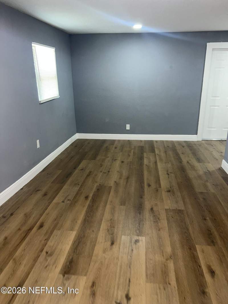 3 bedroom Single Family Residence at 5238 Moncrief Road, Carver Manor, Jacksonville — photo 5