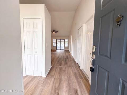 8048 Kilwinning Lane, Jacksonville FL - photo 6 of 22