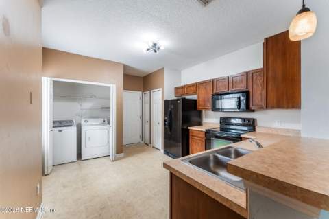 671 Scrub Jay Drive, St. Augustine FL - photo 8 of 22