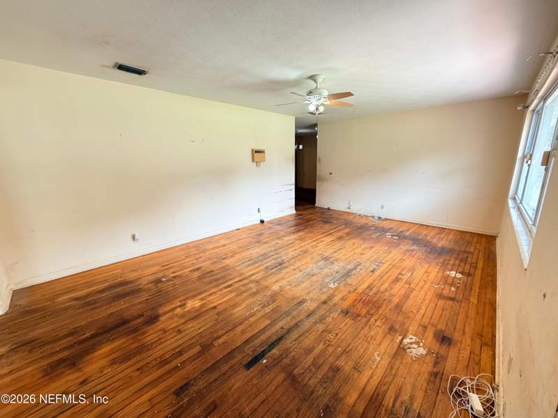3 bedroom Single Family Residence at 7146 Hanson Drive, Hyde Grove, Jacksonville — photo 2