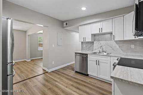 4117 Santee Road, Jacksonville FL - photo 22 of 32