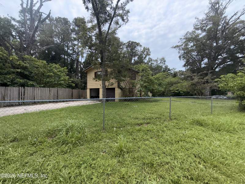 4 bedroom Single Family Residence at 7952 Delaroche Drive, Normandy Village, Jacksonville — photo 5