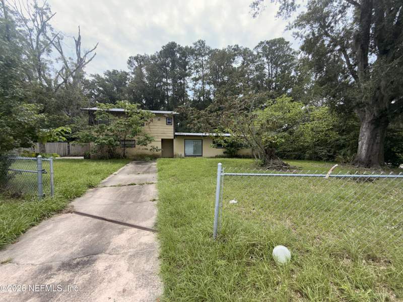 4 bedroom Single Family Residence at 7952 Delaroche Drive, Normandy Village, Jacksonville — photo 3