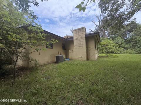 7952 Delaroche Drive, Jacksonville FL - photo 7 of 19