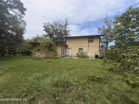 7952 Delaroche Drive, Jacksonville FL - photo 9 of 19