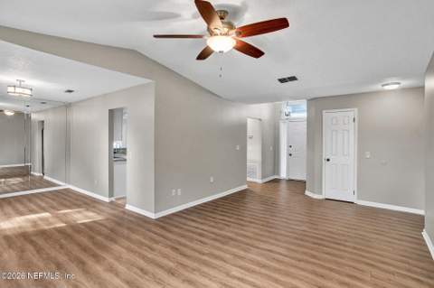 2923 Safeshelter Drive, Jacksonville FL - photo 15 of 41