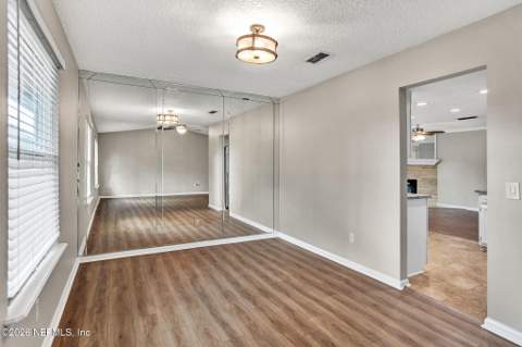 2923 Safeshelter Drive, Jacksonville FL - photo 17 of 41