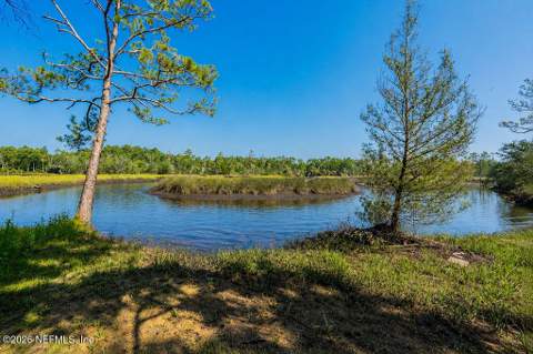 5751 Gilchrist Road, Jacksonville FL - photo 7 of 40