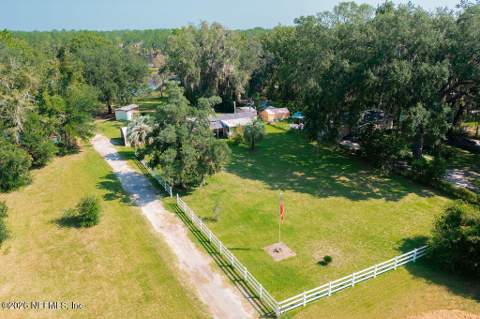 5751 Gilchrist Road, Jacksonville FL - photo 13 of 40