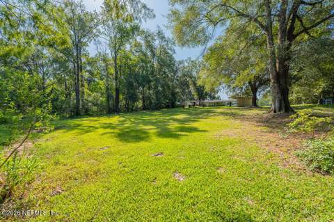5751 Gilchrist Road, Jacksonville FL - photo 10 of 40
