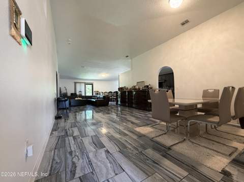 1920 W Coldfield Drive, Jacksonville FL - photo 7 of 20